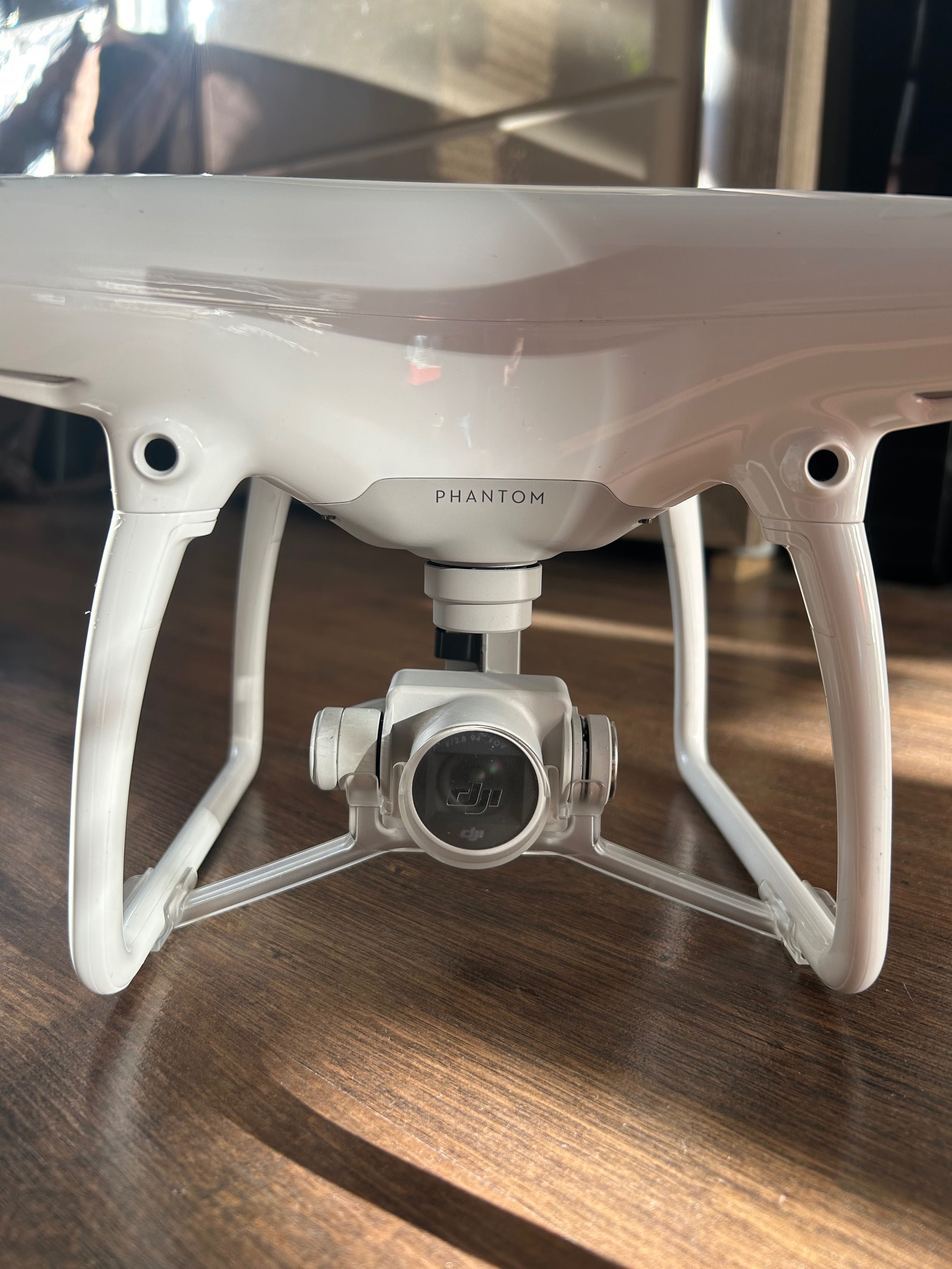 Dron Dji Phantom 4