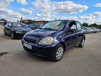 Toyota Yaris 2000r/68km/1.0 benzyna/miejskie autko/długie opłaty