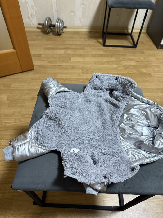 Продам желет і куртку на песика