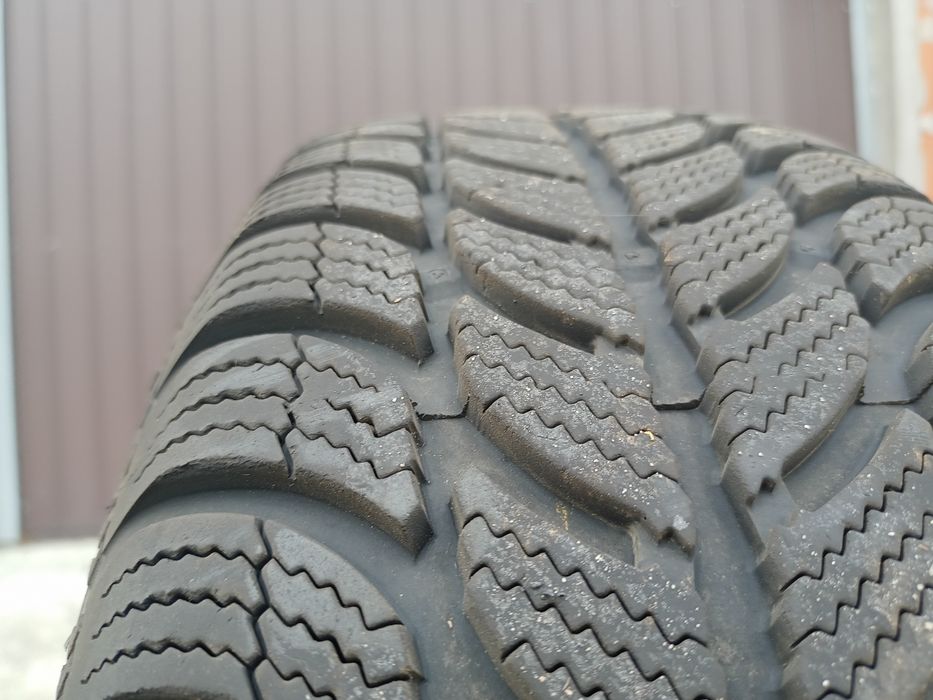 Dębica Frigo 195/65 r15 4222