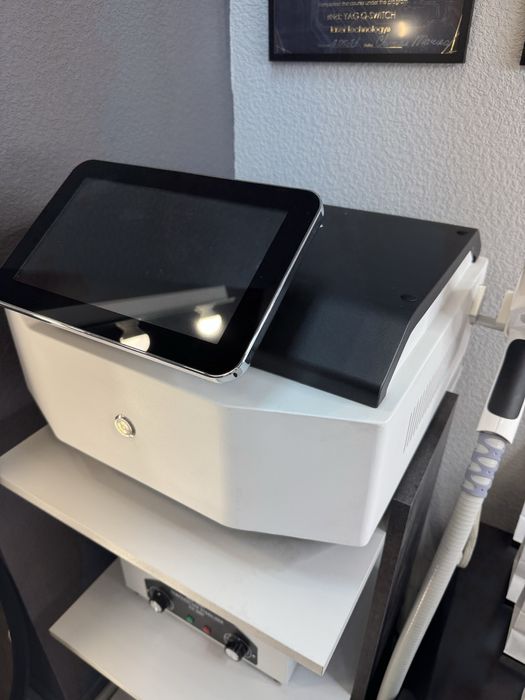 Лазер для видалення  тату и перманенту !