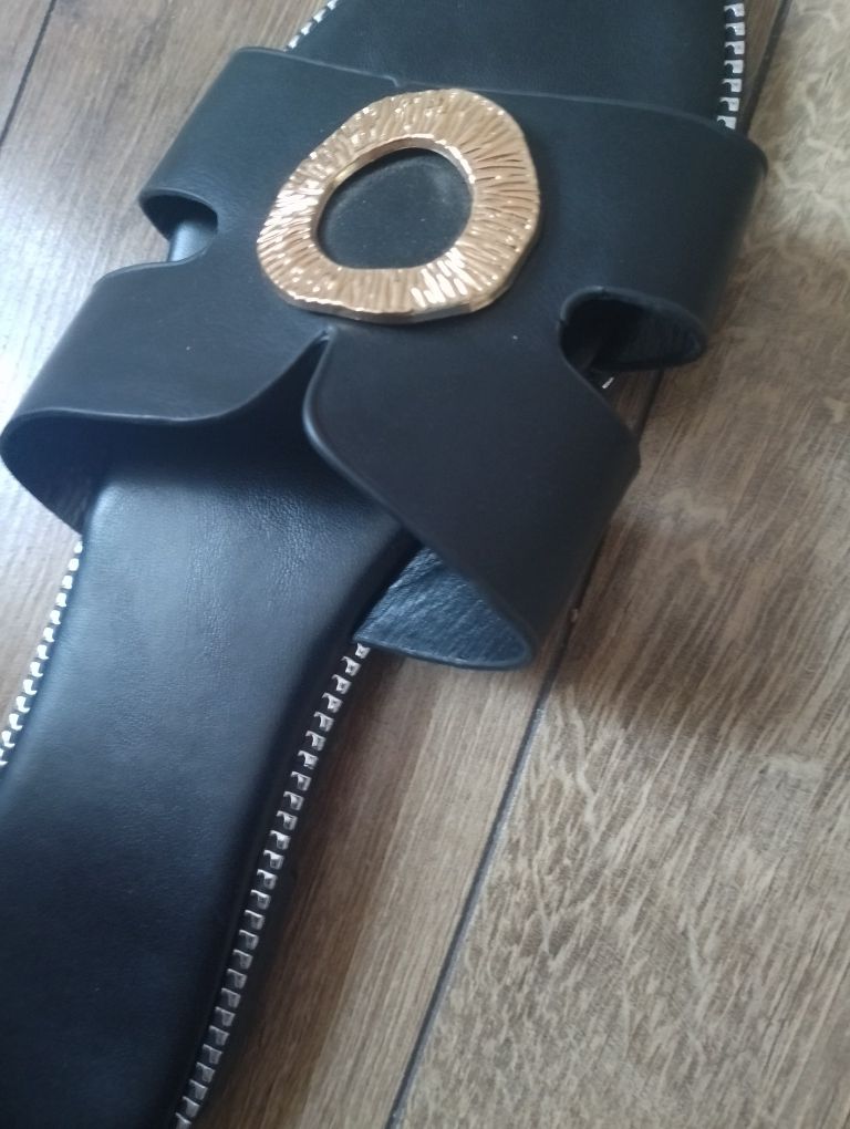 Klapki czarne damskie