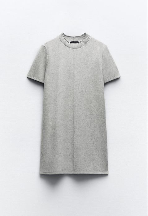 Тепла сукня від бренду Zara