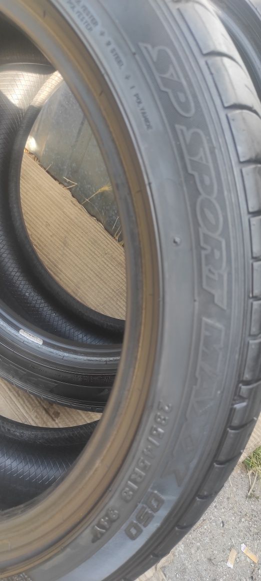 Sprzedam komplet opon 235 45r 18 94Y Dunlop!