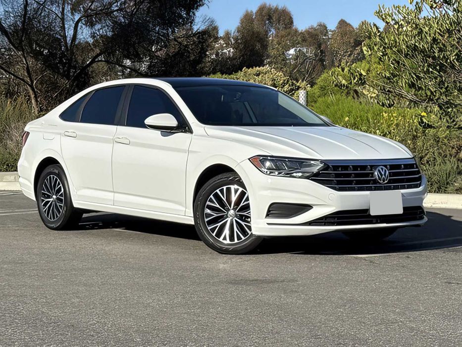 Volkswagen Jetta      2019