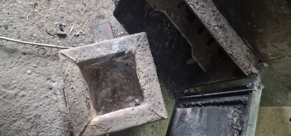 Sprzedam piec nadmuchowy na olej