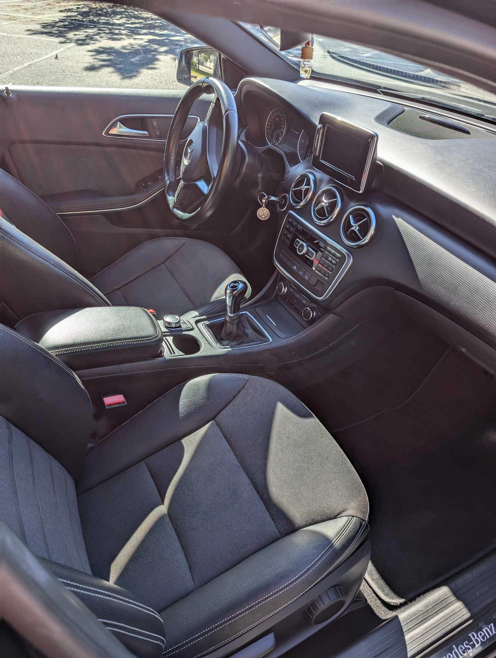 Mercedes-Benz A 180 CDi BE Urban 2014