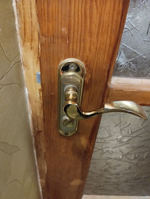 Двері міжкімнатні деревяні