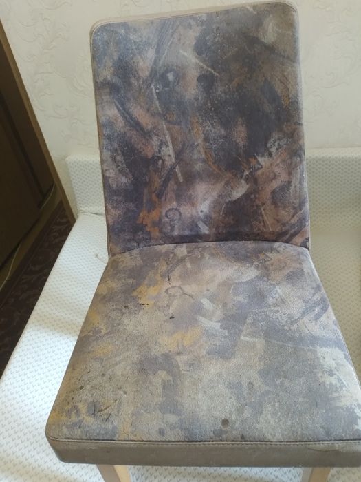 Стілець хатній,б/у