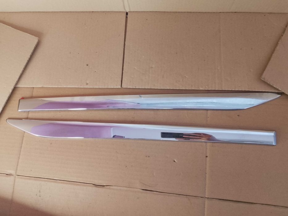 Listwa drzwi tył prawa lewa Nissan Qashqai J11