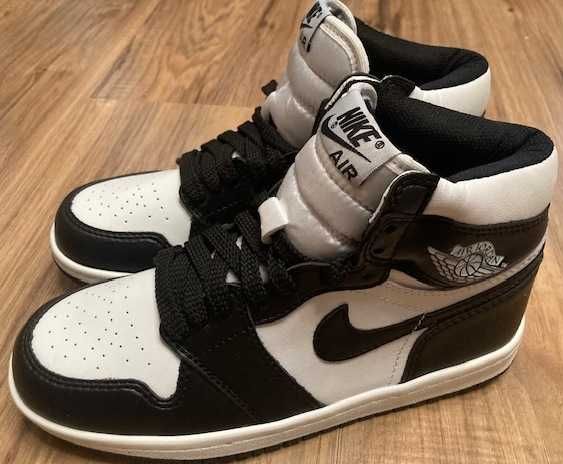 найк джордан  зимние кроссовки на 35  размер