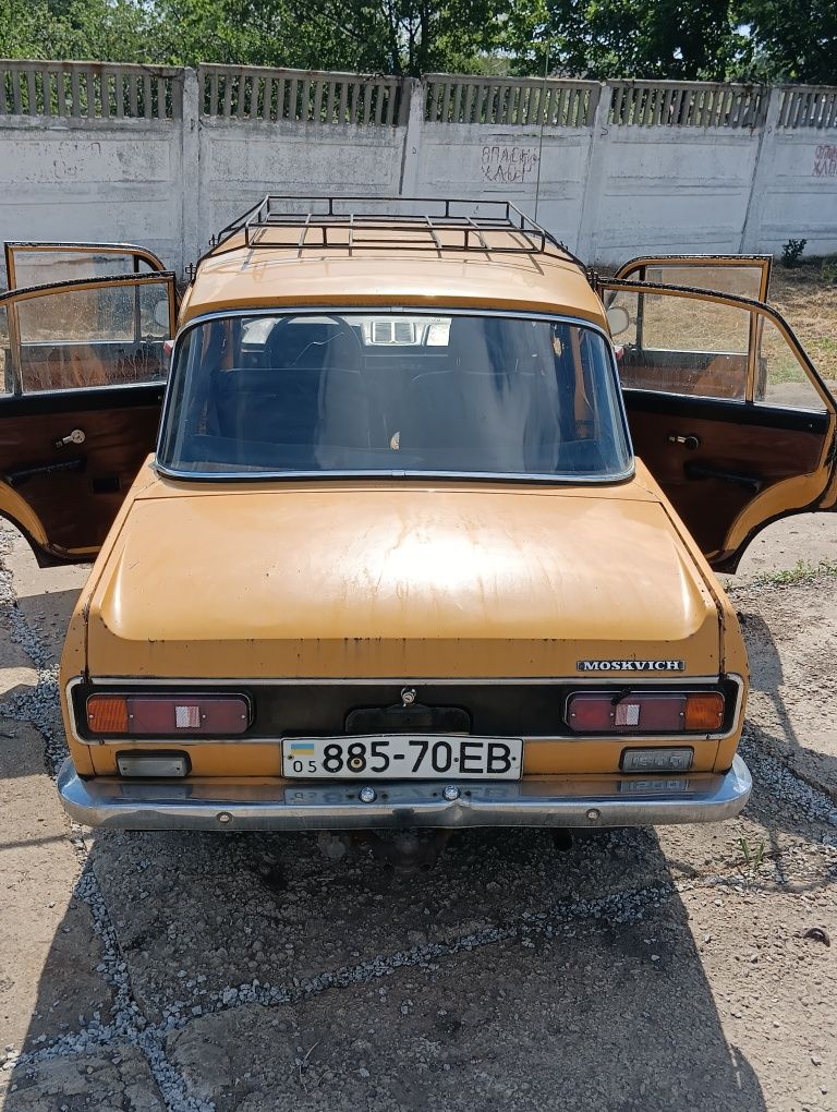 Продам АЗЛК- 2140.