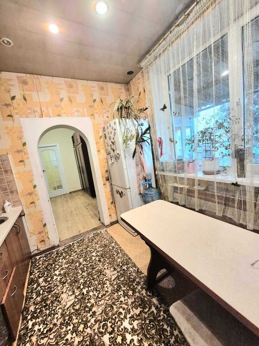 Продам міцний будинок 154 м2 в районі пивзаводу.