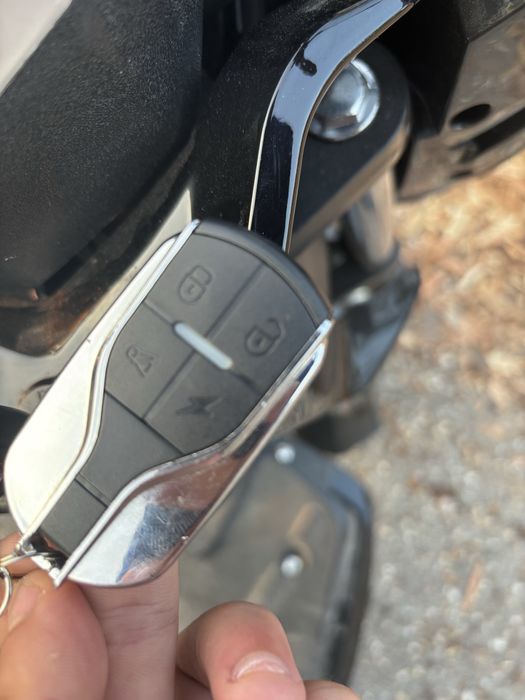 Mota eletrica seventeen modelo 2025 como nova