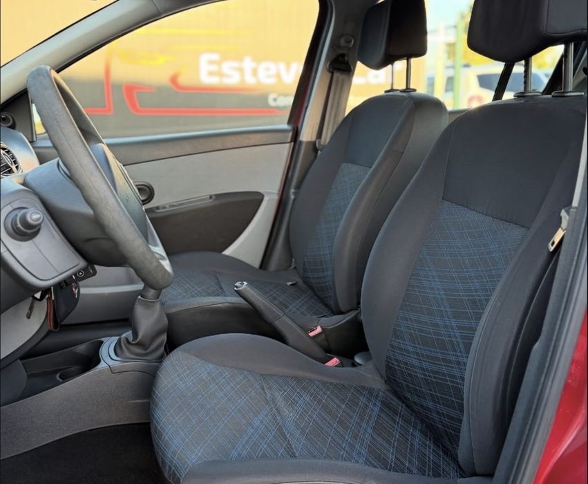 Renault Clio 1.2 16V Confort Authentique