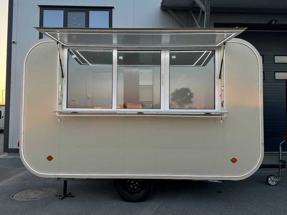 Przyczepa gastronomiczna/food truck 3,5x2  LODY/GOFRY/KEBAB/ZAPIEKANKI
