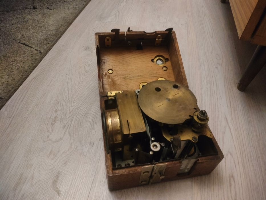 Zegar do lotów gołębi + gratis!!