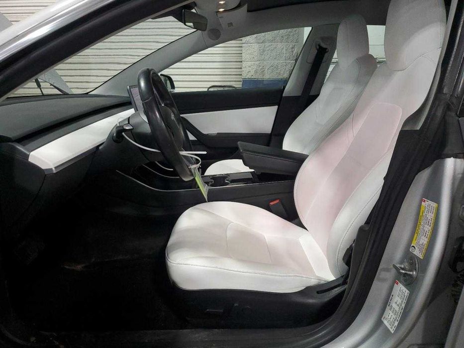 2018 TESLA MODEL 3 Авто