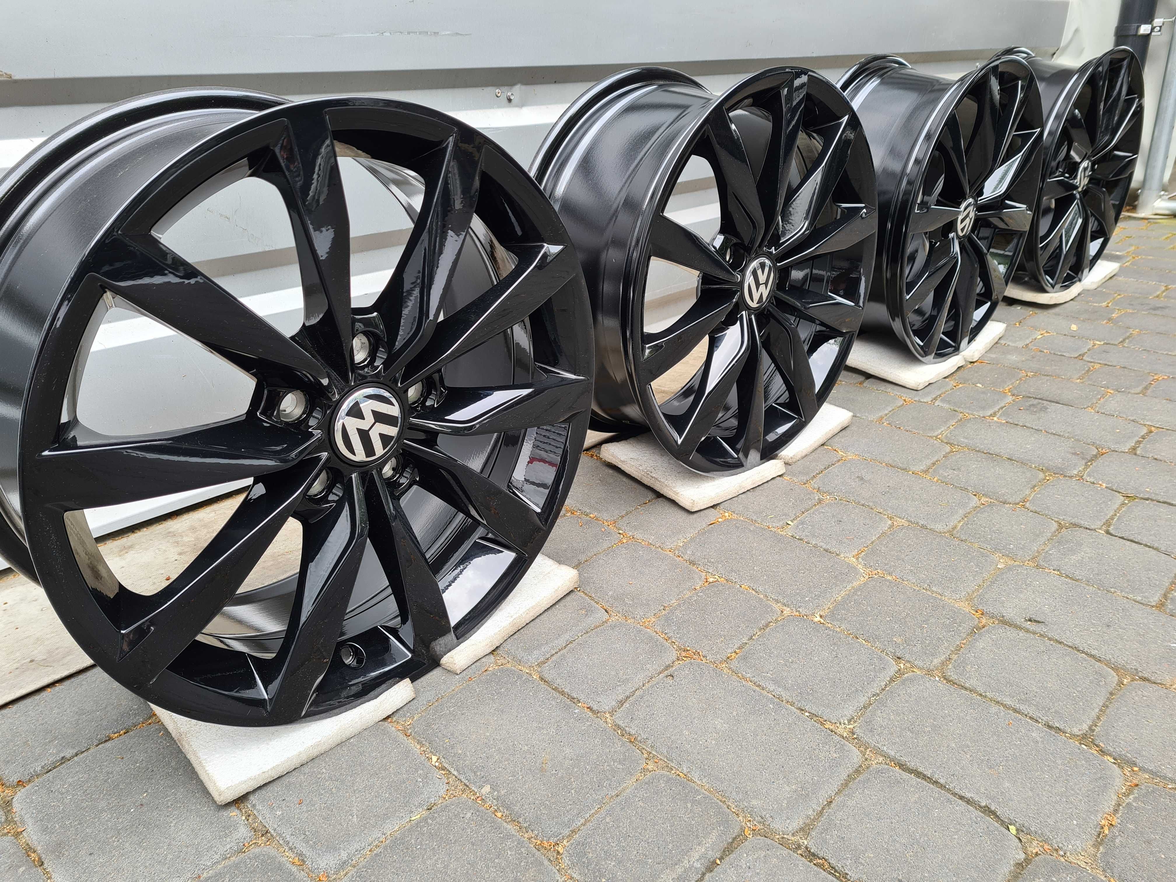 Oryginalne Felgi 17" VW Volkswagen Golf Touran Passat