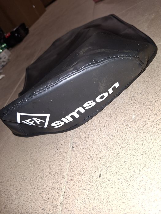 Nowy pokrowiec na siedzenie Simon s51 s50 pl