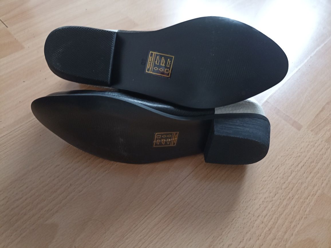 Botki na niskim obcasie