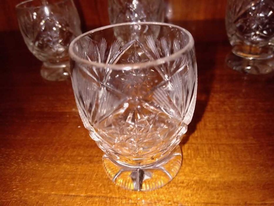 Kryształowe kieliszki do wódki z PRL, zestaw 4 szt.