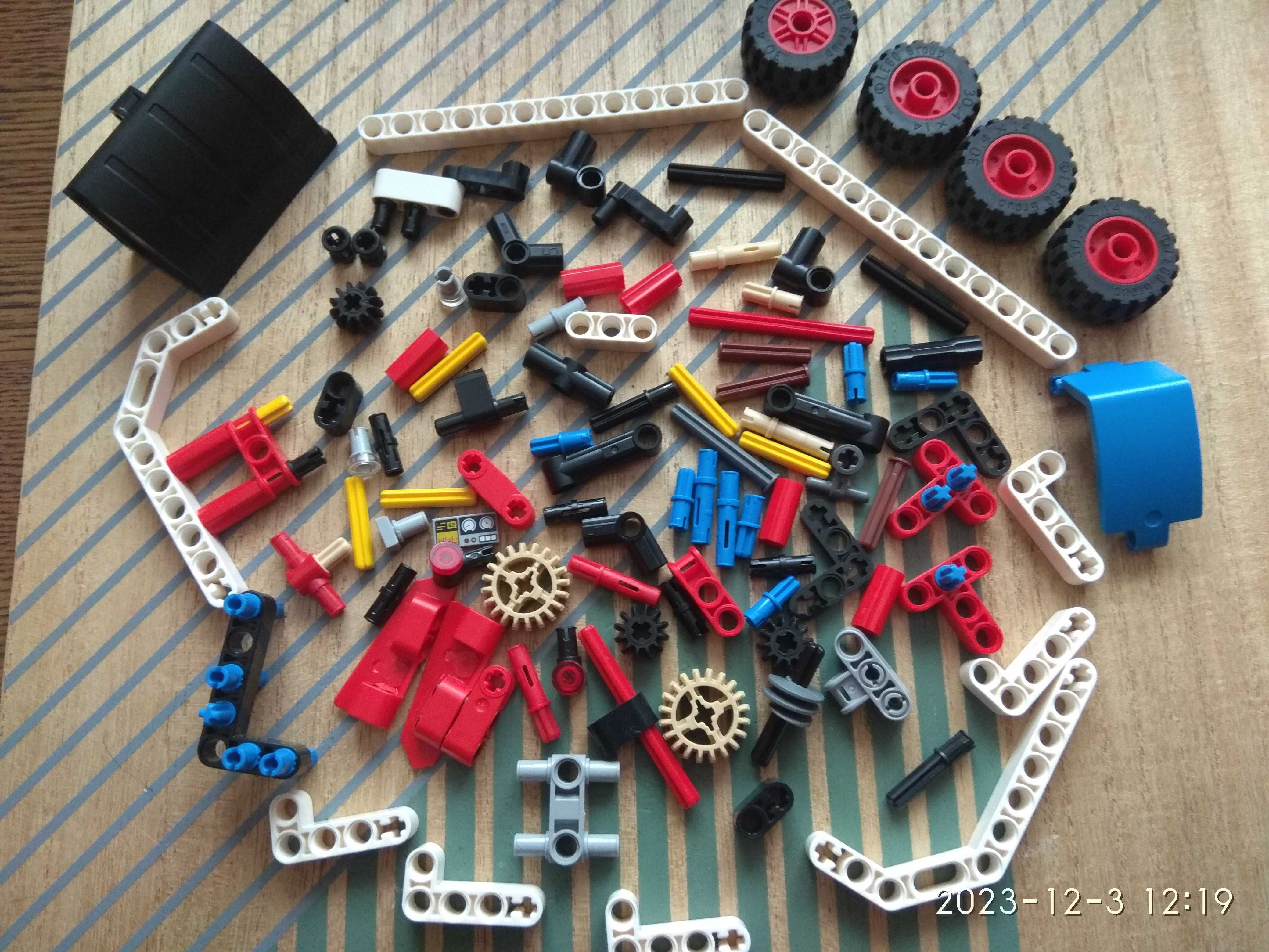 LEGO technic 42116 miniładowarka