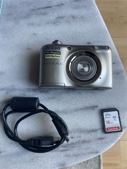 Nikon coolpix A10 16.1mp vintage