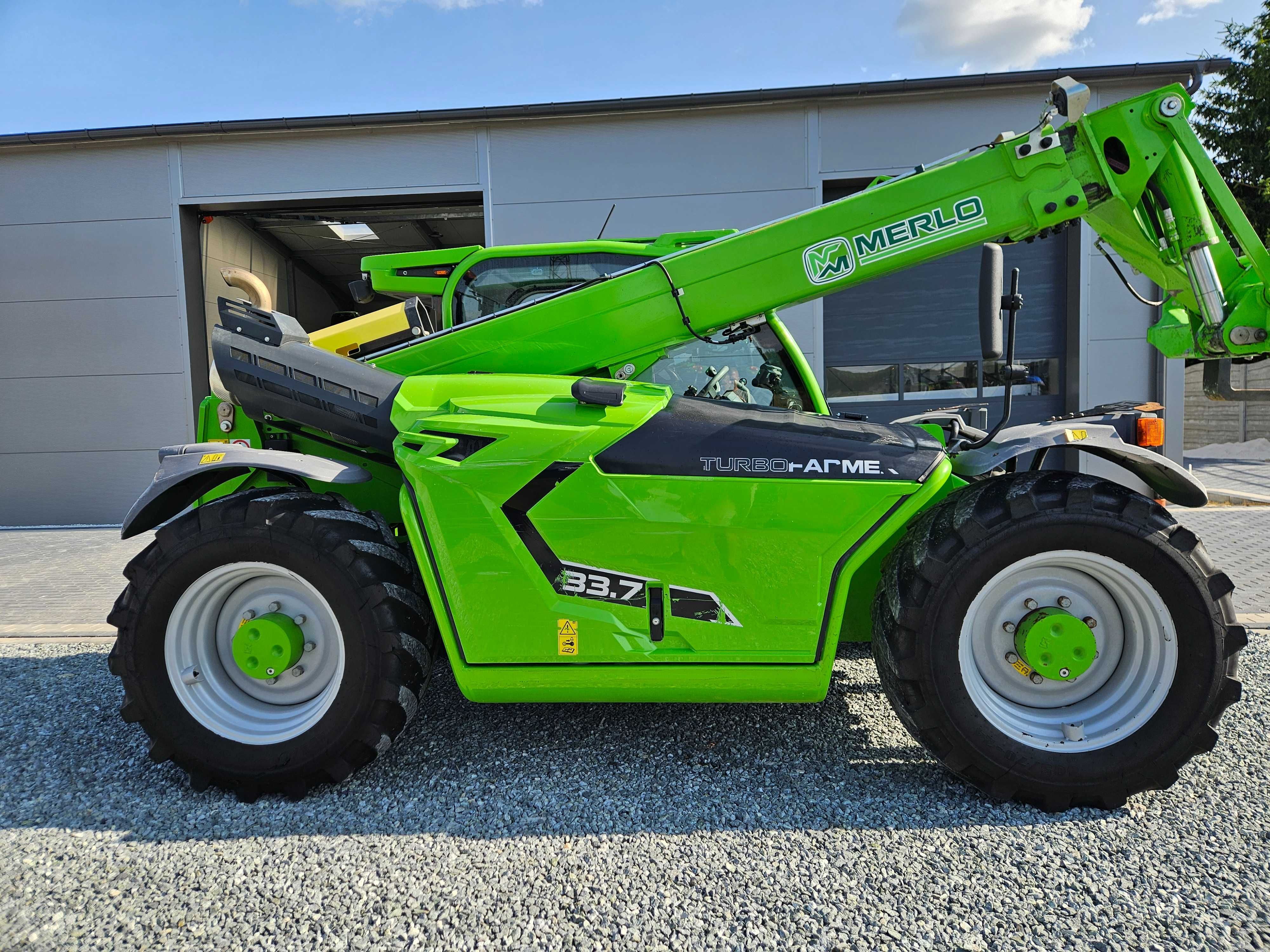 Ładowarka teleskopowa Merlo TF 33.7-115  2021. Wbudowana waga