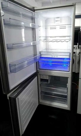 Холодильник 70см ширина белый фасад глянец стекло  Beko nofrost