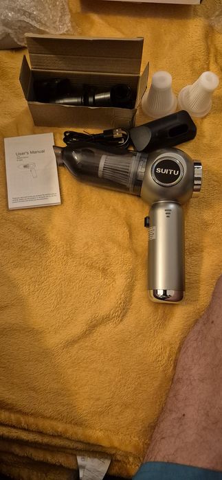 Odkurzacz samochodowy