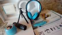 COLUNA PORTÁTIL c/HEADSET bluetooth, ECRÃ, TELEOBJETIVA c/tripé, BOLSA