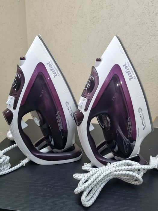 Праска tefal FV 5716 сток 2400 Вт. Durilium Airglide підошва, паровий