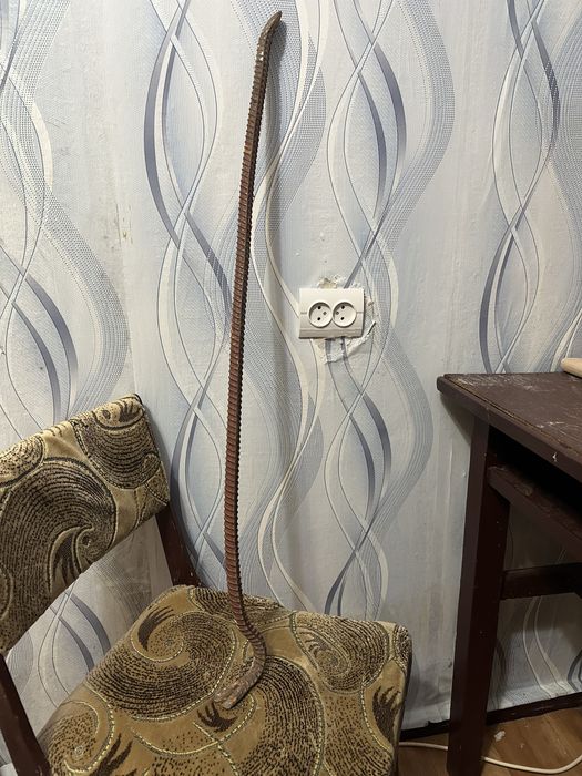 Лом сталевий будівельний