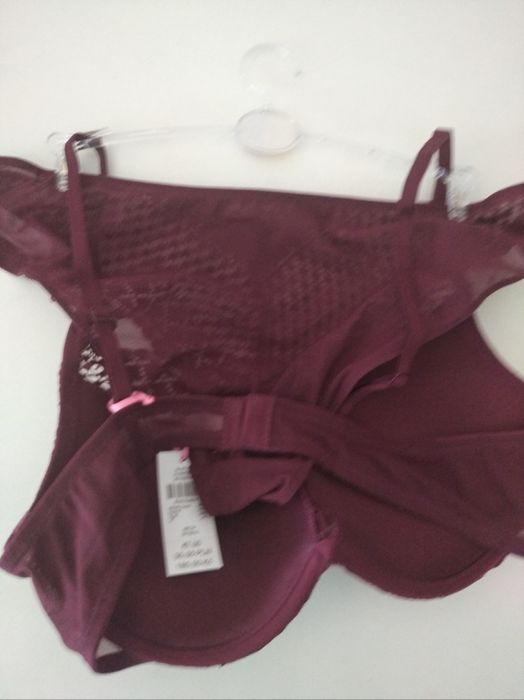 Conjunto de lingerie novo tamanho 80 C