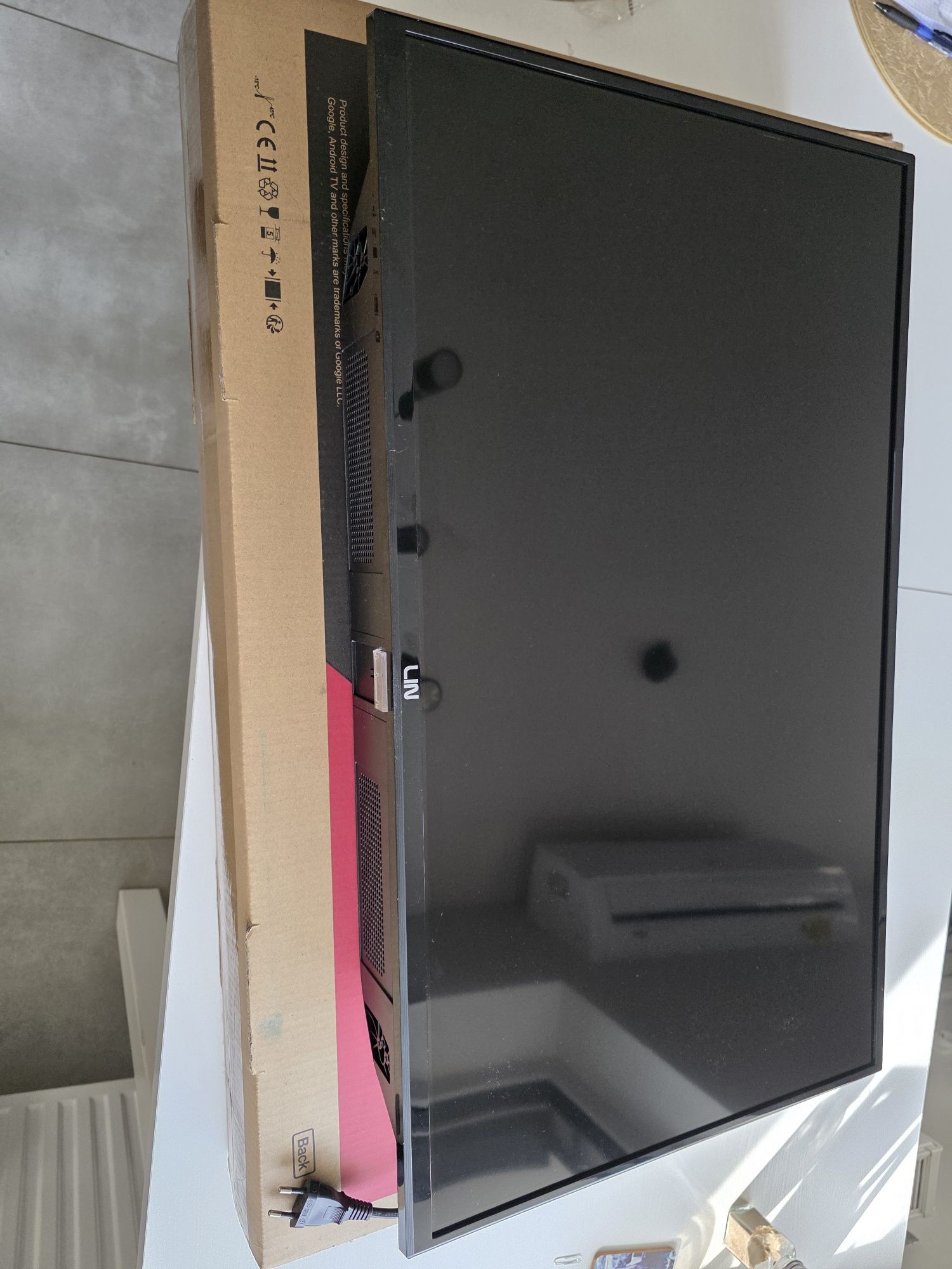 Telewizor HDReady 32 cale Lin 32LHD1610 DVBT2