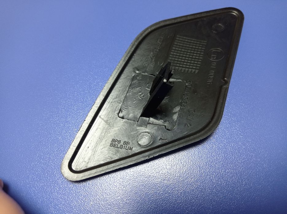 Заглушка омивача фари Volvo S40 V50, заглушка омывателя 30744954