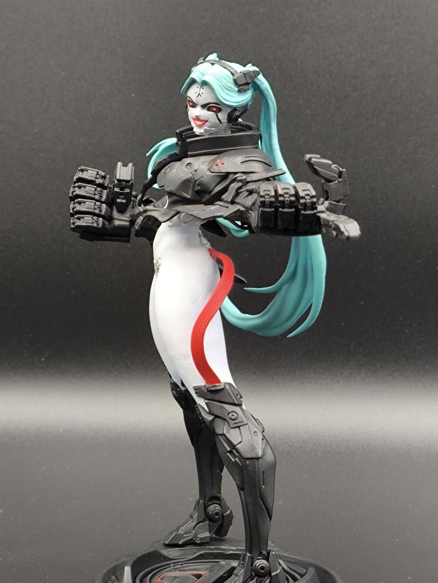 Фигурка Rebecca Smasher Cyberpunk: Edgerunners