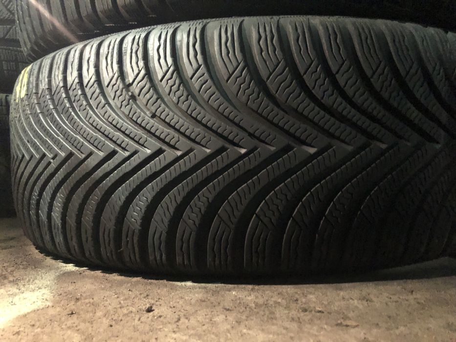 Шини б/в зима 225/55 R17 michelin alpin 5 комплект, пара