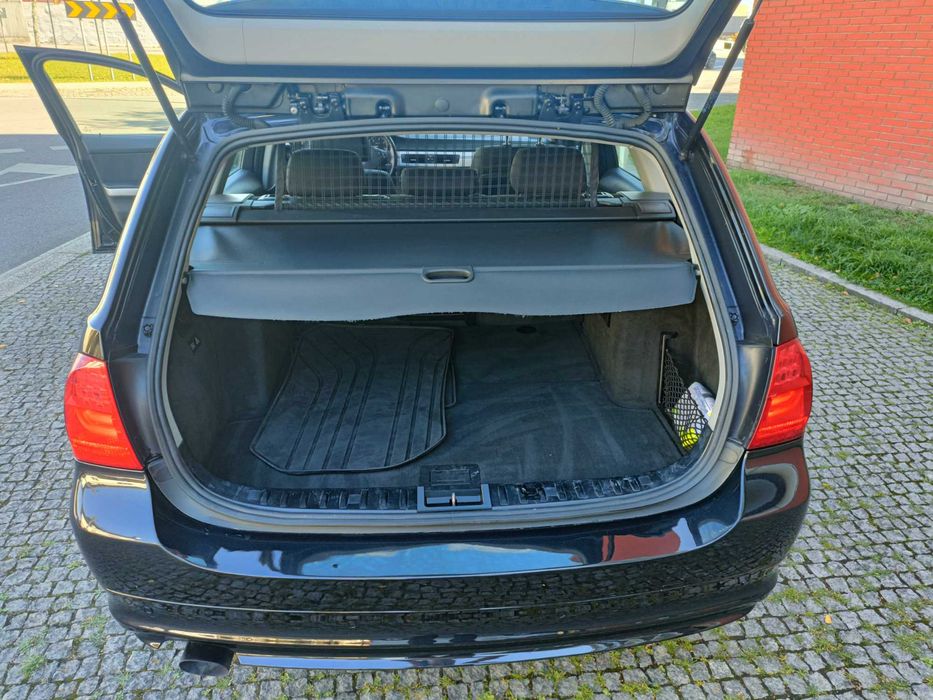 BMW 318d Touring