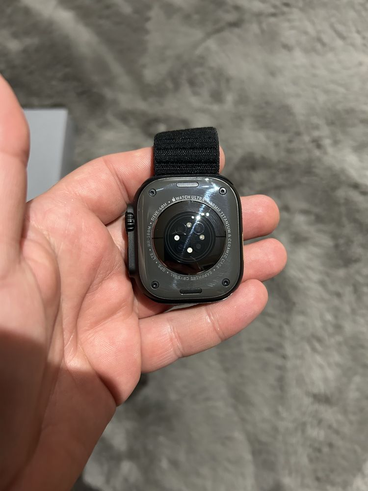 Apple Watch Ultra 2 Black Titanium