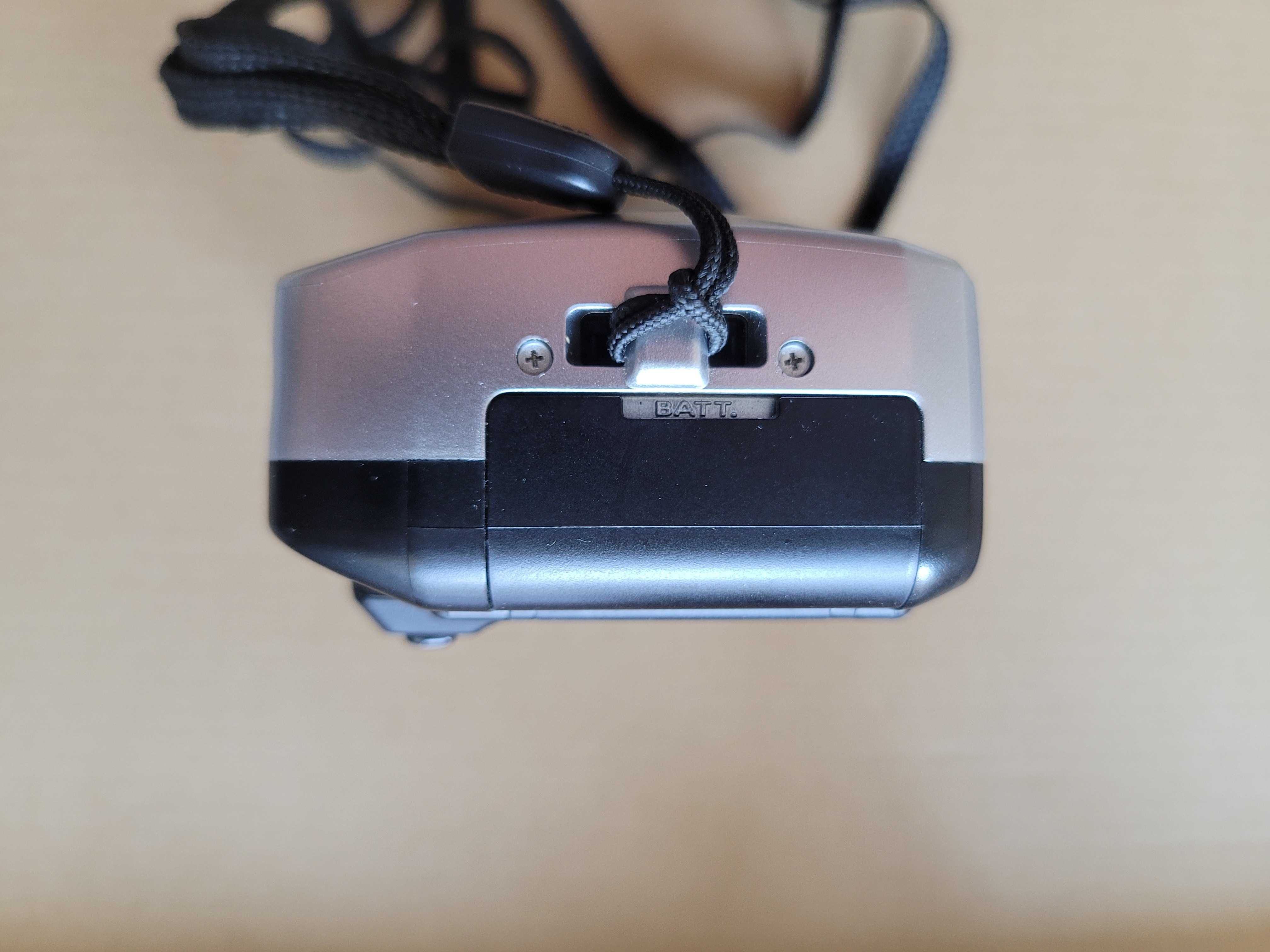 Canon Prima Zoom 65 – kompaktowy aparat analogowy