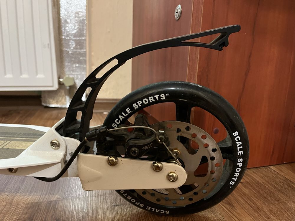 Самокат scale sports