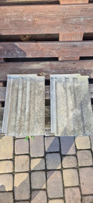Dachówka betonowe szara.