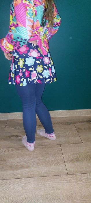 Leginsy ze spódniczką