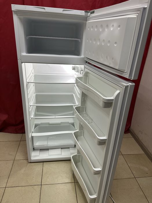 Хололильник Indesit 140/54/60