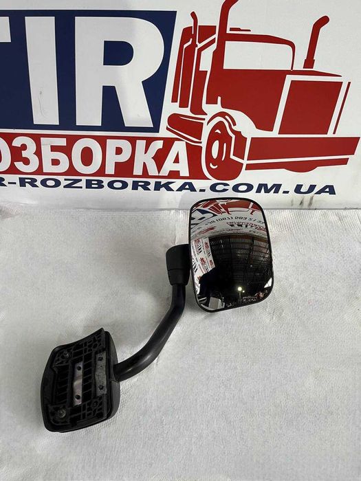 Дзеркало бордюрне переднє DAF XF105 >2005 411*375MM ручне регул.