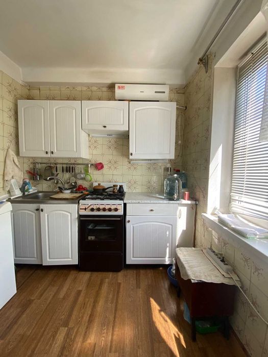 Продаж 2 кмн квартири, Хортицький р-н (Універсам) 213-033-374