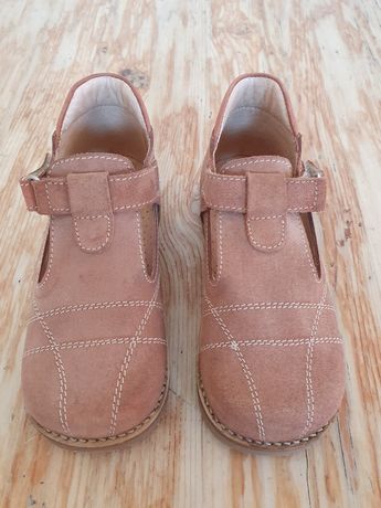 Sapatos de Criança em Pele - N 25