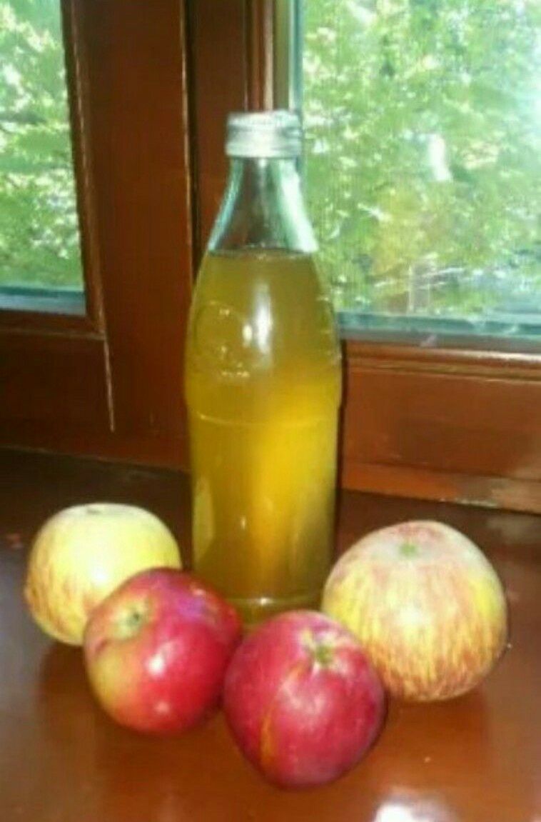 Яблучний оцет.  Домашній, натуральний